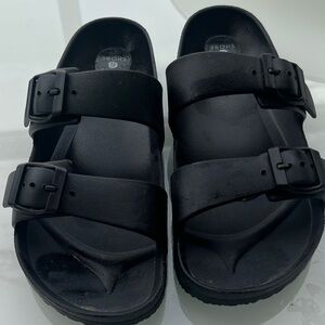 Shade & Shore Black Slide Sandals
